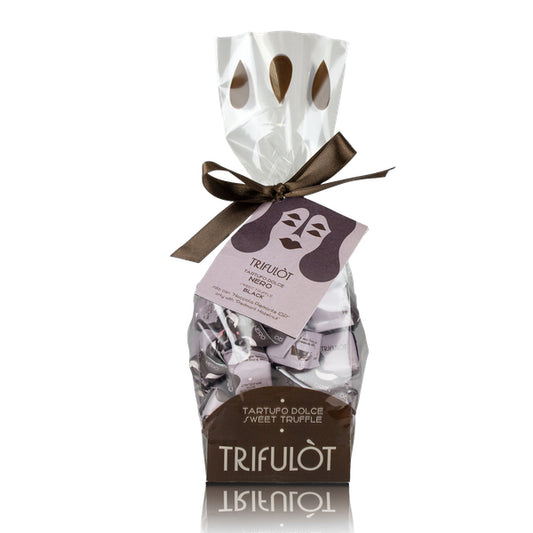 Sweet Black Trifulòt Pralinen aus dunkler Kuvertüre mit 35% Piemonteser Haselnuss, ausgezeichnet bei den International Chocolate Awards. Eine köstliche Praline mit unverwechselbarem Stil, die perfekt zum Kaffee passt und höchste Qualität bietet.